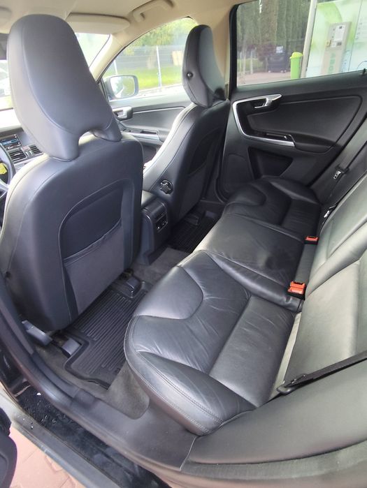 Sprzedam VOLVO XC60 2.0 163KM 2012