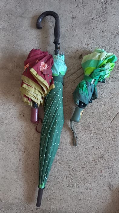 Зламані парасольки 3 шт
