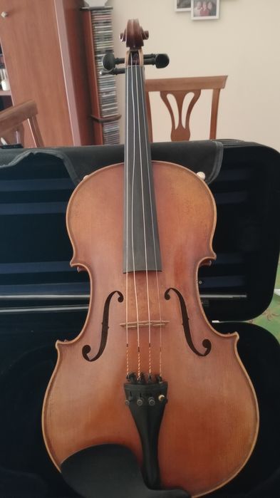 Viola de arco de 40