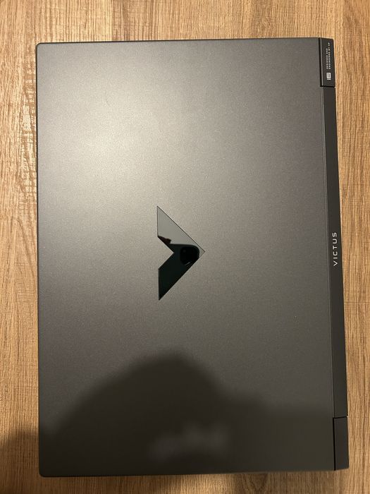 Victus by HP Gamming Laptop 16-s0006np 16.1” cromado preto
