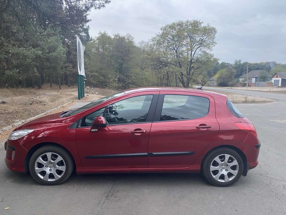 Автомобіль peugeot 308