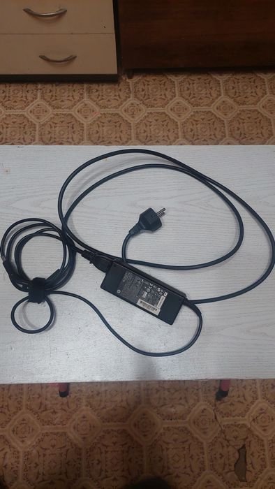 Блок питания для ноутбука