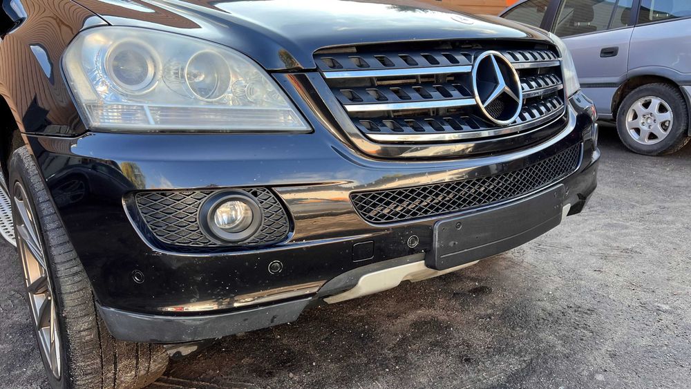 Передний бампер Mercedes ML W164 C197 передній бампер МЛ 164 Дорест