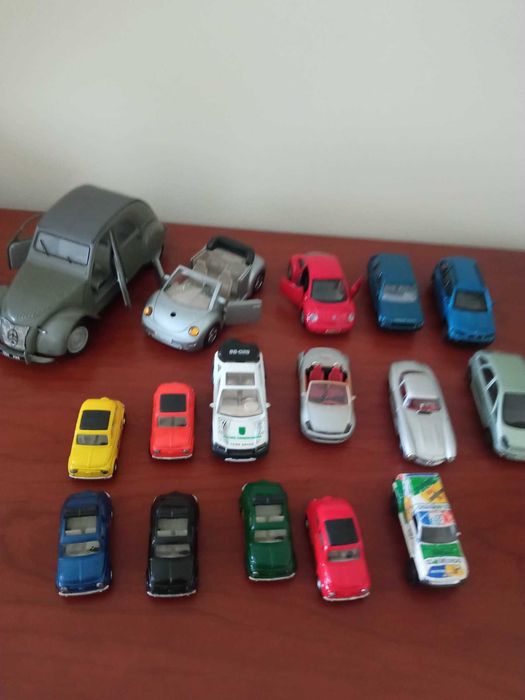 carros em miniatura