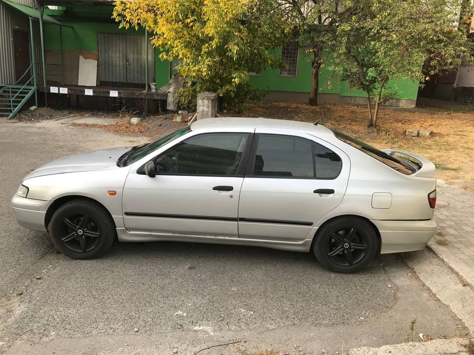 Nissan Primera P11 2.0i Газ/Бензин
