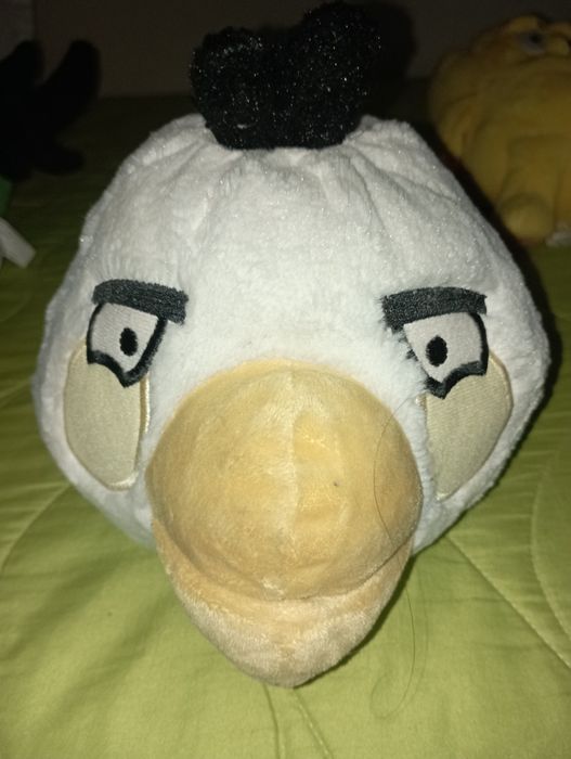 Vários peluches da coleção angry birds