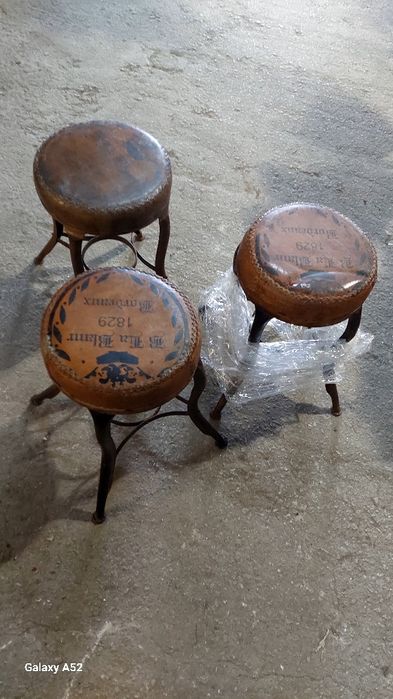 Bancos em exelente estado