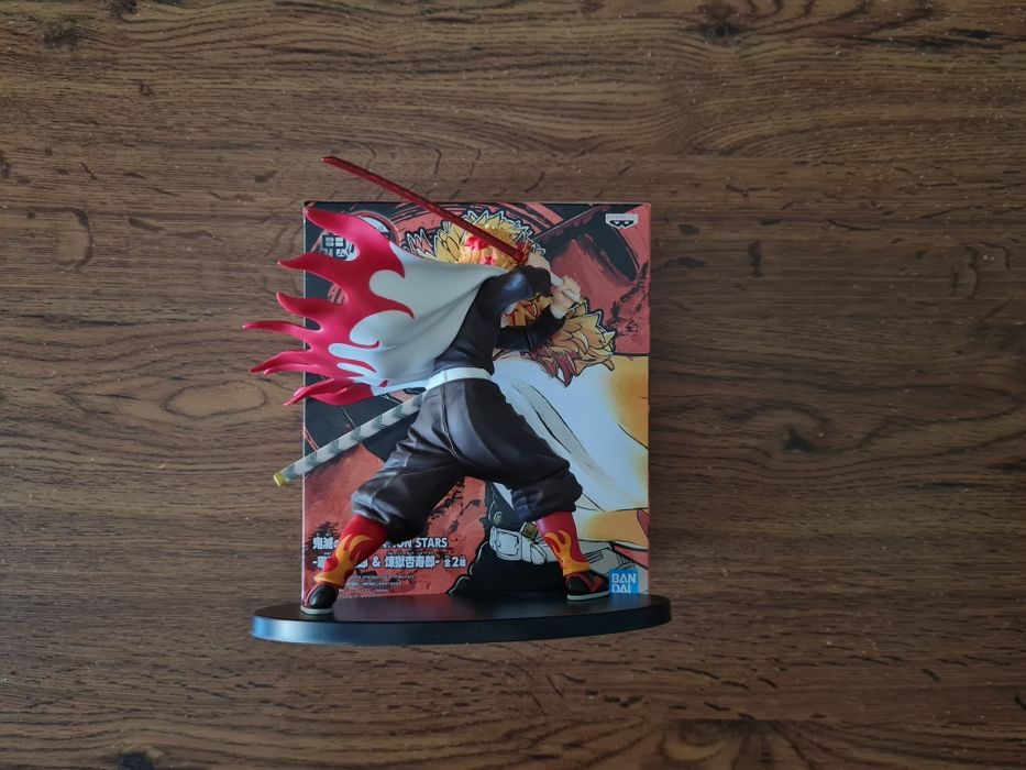 Figura Rengoku Demon Slayer Banpresto