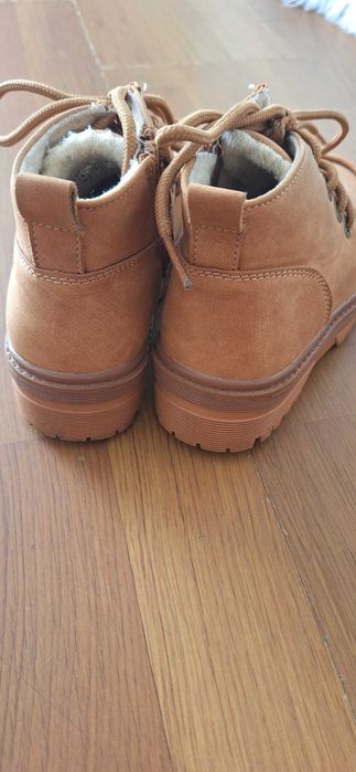 Buty zimowe ocieplane