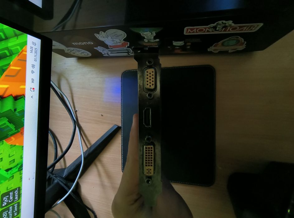 Відеокарта gt240