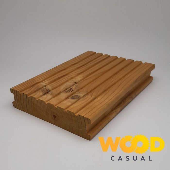 Термососна терасна дошка.