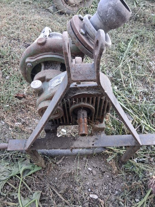 Bomba de água para trator