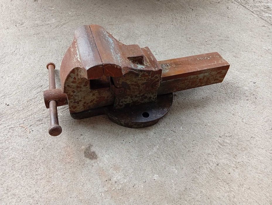 imadło , szczęki 15 cm  /  110