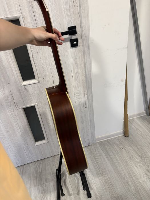Gitara akustyczna