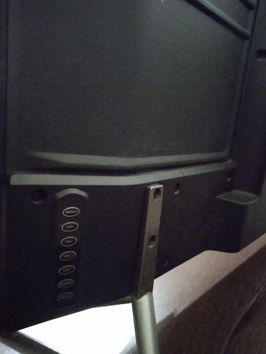 Телевизор Akai 40