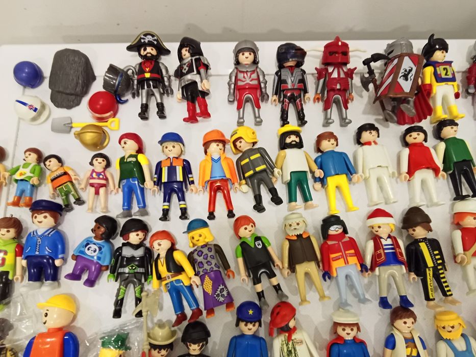 Продам фигурки багги  playmobil новие