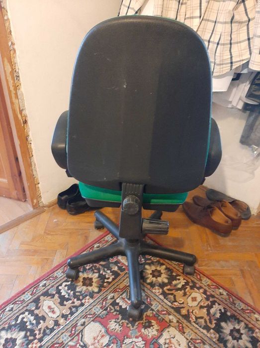 Fotel biurowy na kółkach Krzesło Biuro biurko