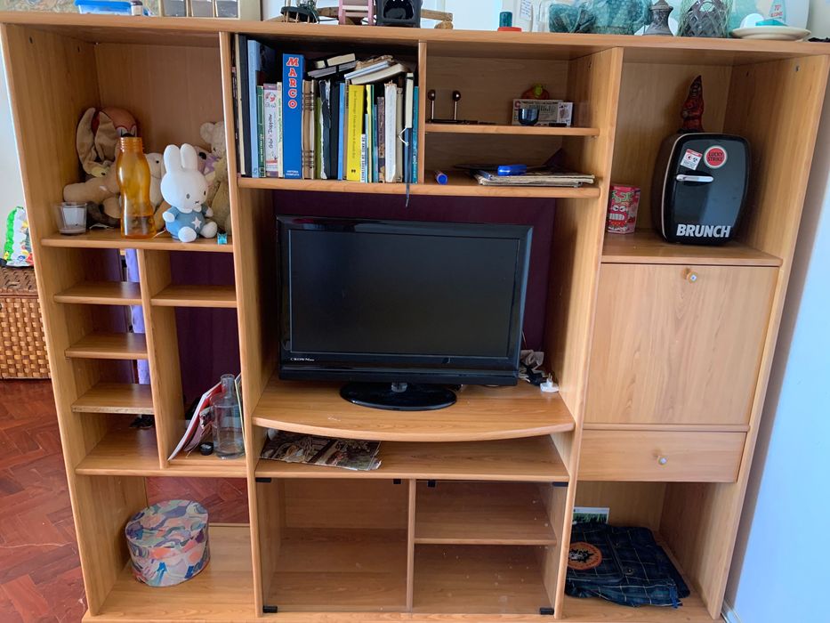 Móvel em madeira sala ou quarto