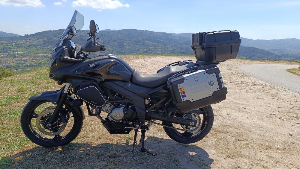 Suzuki V-strom 650
