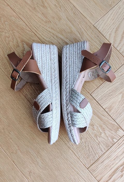 Nowe espadryle damskie Carla r. 36