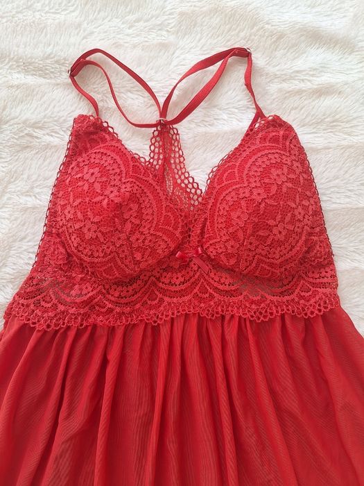 Червоний  пеньюар розмір S