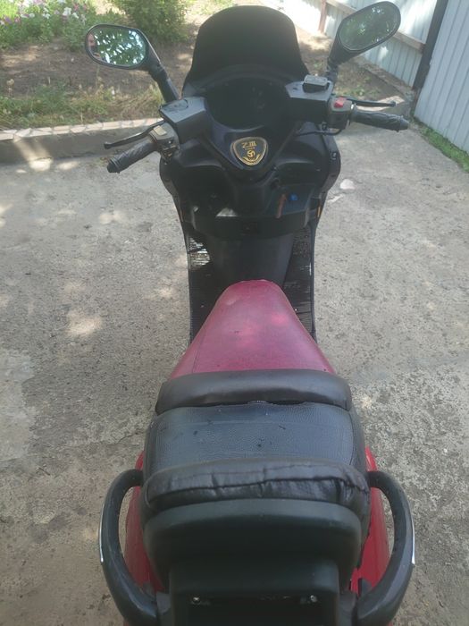 Продам скутер 150кубов