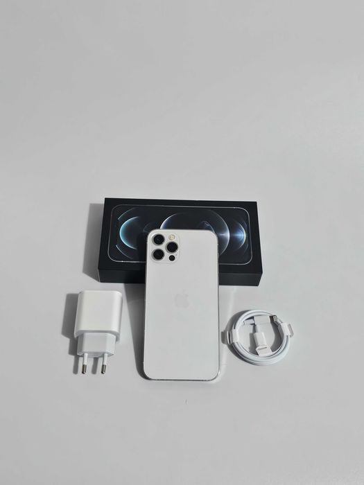 Iphone 12PRO 128GB.  Muito bom. Tudo de origem