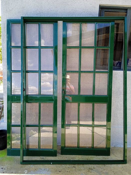 Vendo portal e janelas aluminio usadas em ótimo estado