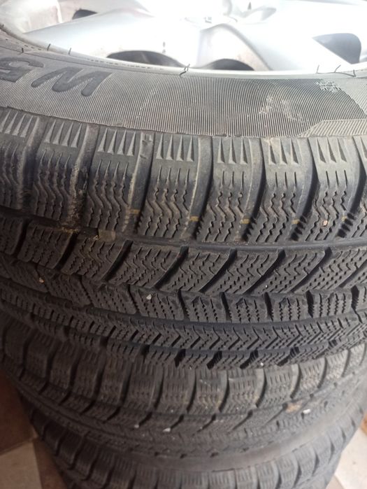 Шини 215/65R16 з дисками і датчиками Mitsubishi Outlander Sport