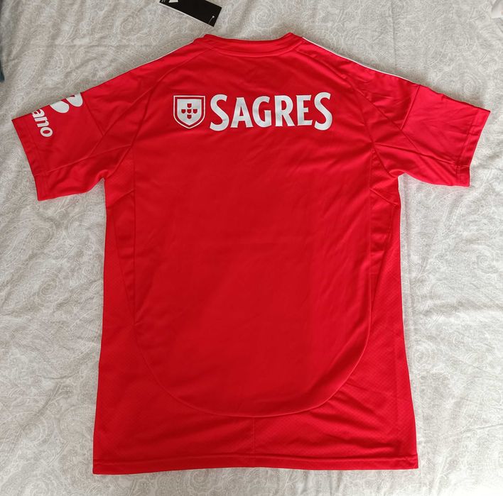 Camisola principal Benfica 24/25