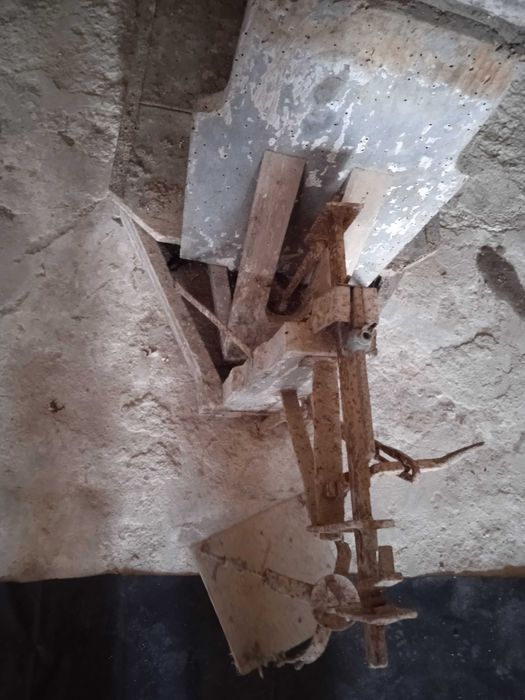 Balança decimal muito antiga, para restauro