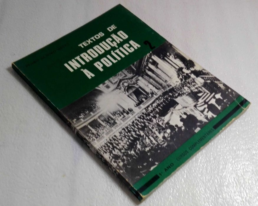 Livro Textos de Introdução á Politica - 2 - 1º ano CC