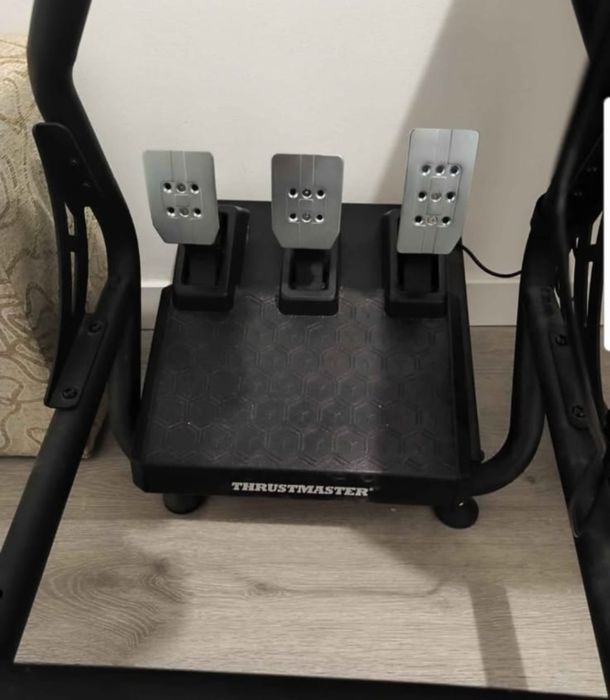 Volante + Pedais Thrustmaster T248