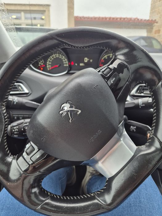 Peugeot 308 SW BlueHDi  Allure