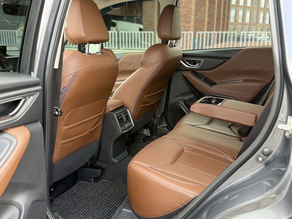 Продам Subaru Forester Touring
