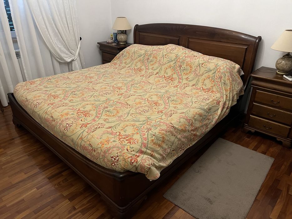Estrutura de cama de madeira 2mx2m