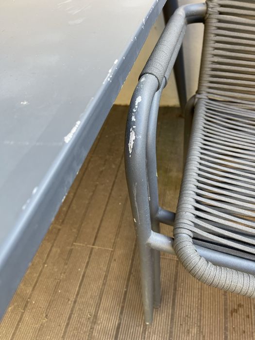 Conjunto mesa e 6 cadeiras de jardim