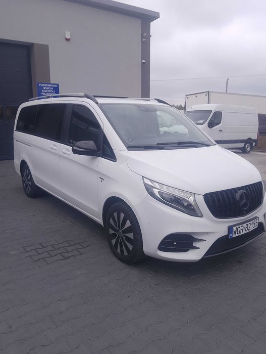 Auto-laweta wypożyczalnia busów i aut ciężarowych