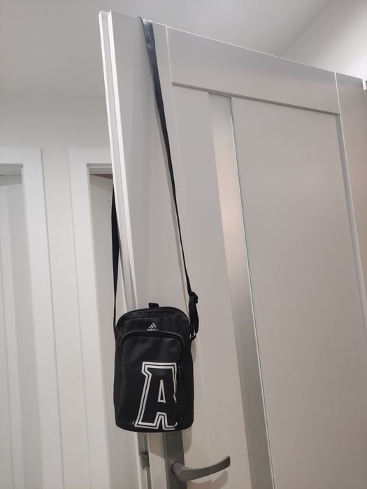 Saszetka torebka Adidas mała