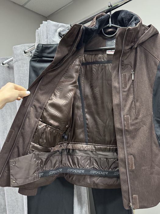 Лижна жіноча куртка  Spyder