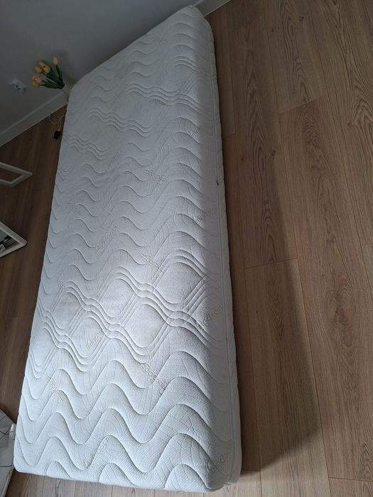 Materac 90cm x 200cm