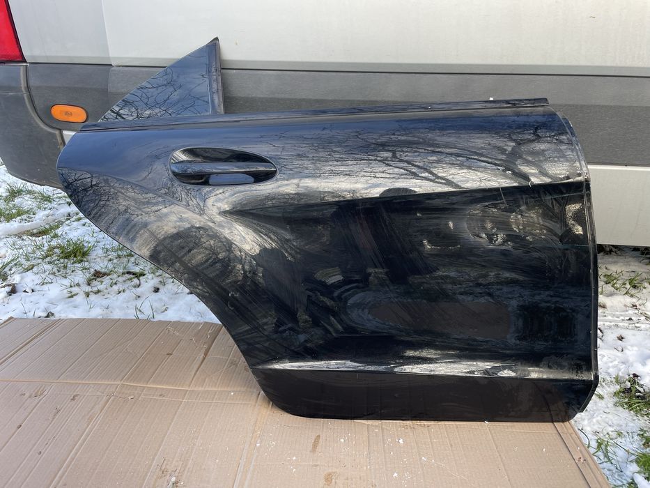 Двері MERCEDES W218 C218 CLS з стіклом (ліві,праві,зад,перед)