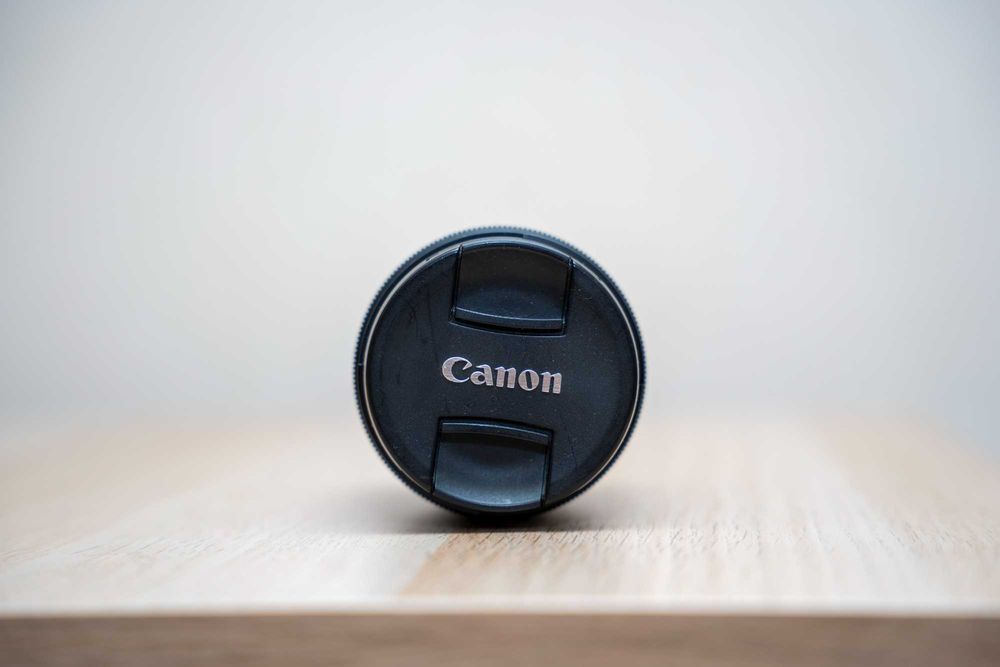 Canon 18-135 mm IS USM EF-S  F/3.5-5.6 zestaw obiektyw