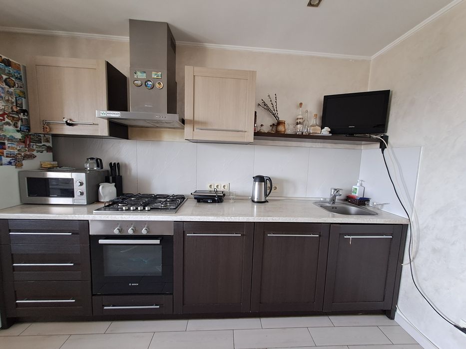 Терміново! Продаж 3к квартири 94.4 кв. м на вул. Лозовецька