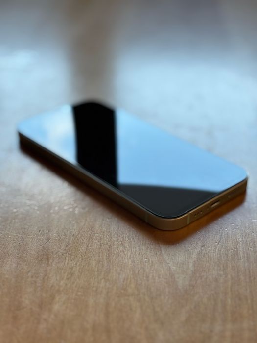 Vendo iPhone 12 imaculado, 64gb, desbloqueado