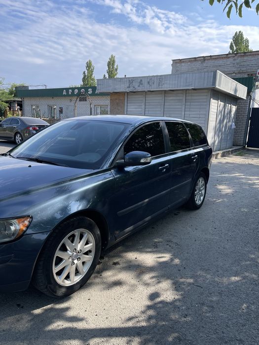 Volvo V50 2007 | 1.8 бензин | Механика | Первый владелец в Украине