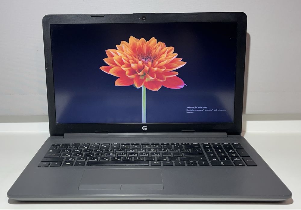 HP 250 g7 15.6” i5-8250U/8GB/120SSD/MX110/FHD