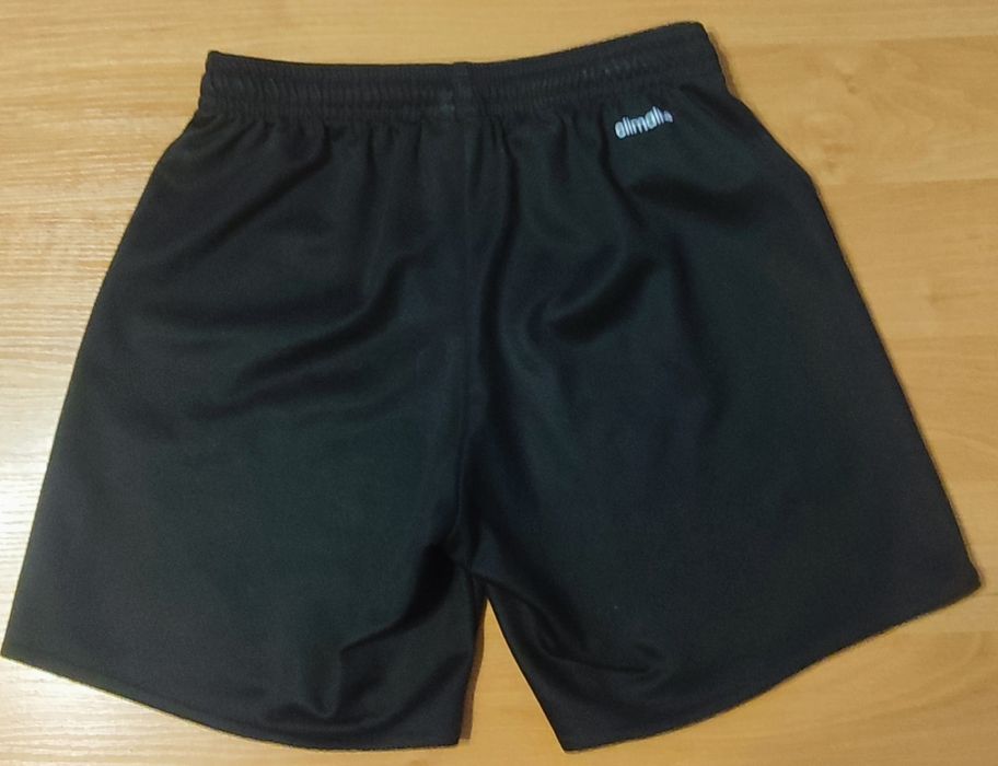 Spodenki sportowe Adidas rozm. 140+kąpielówki gratis