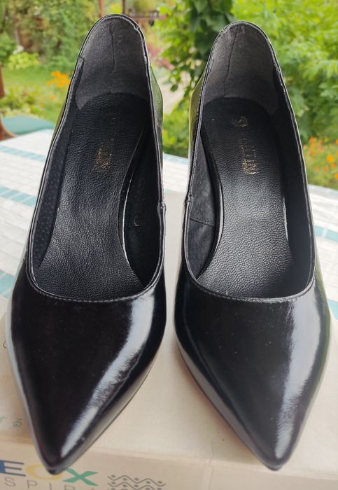 Туфлі нові шкіра