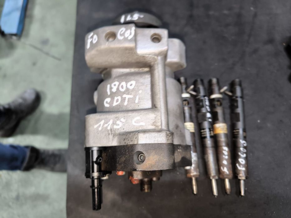 Bomba injetora e 4 injetores de Ford focus 1800 TDCI